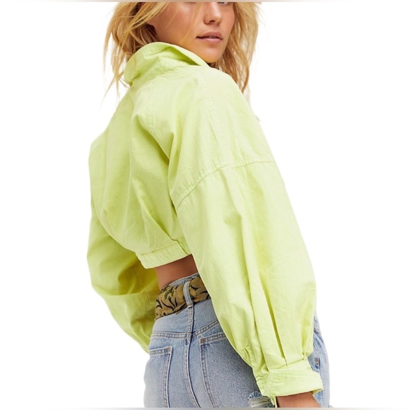 FREE PEOPLE Quinn neon green button up pleated cropped top size XSMALL - Picture 4 of 5